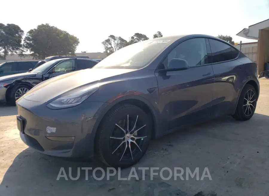 TESLA MODEL Y 2020 vin 5YJYGDEE6LF053155 from auto auction Copart