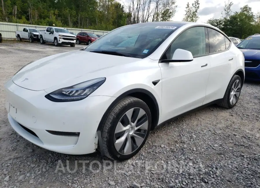 TESLA MODEL Y 2021 vin 5YJYGDEEXMF271679 from auto auction Copart