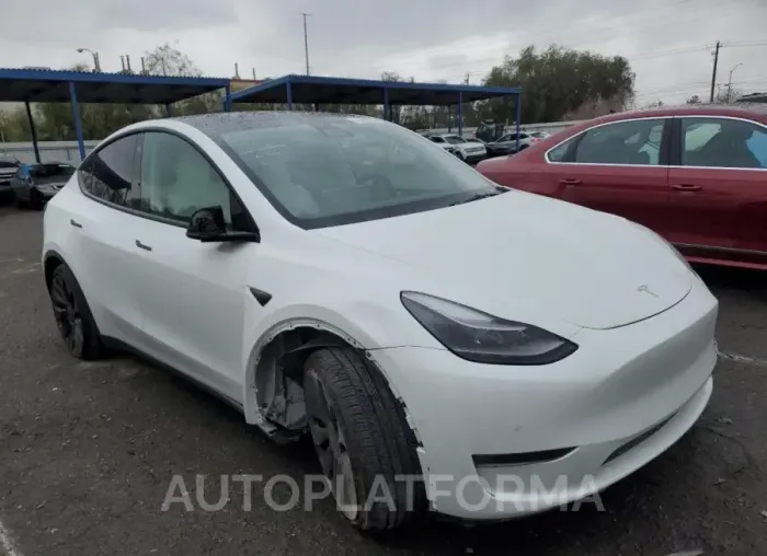 TESLA MODEL Y 2021 vin 5YJYGDEF5MF157873 from auto auction Copart