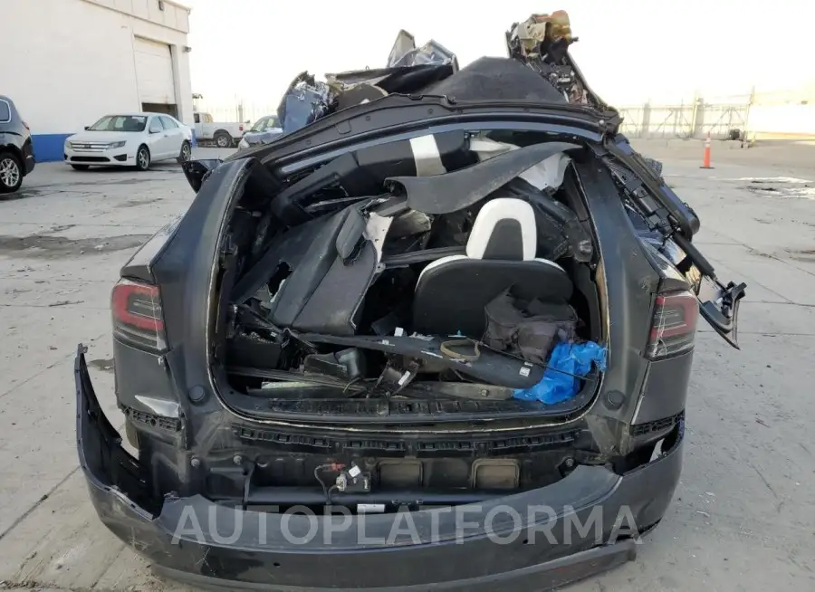 TESLA MODEL X 2022 vin 7SAXCAE58NF344140 from auto auction Copart