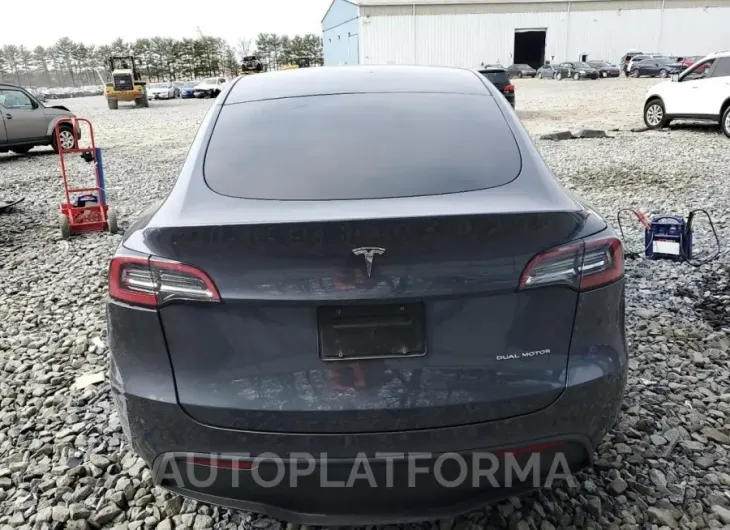 TESLA MODEL Y 2022 vin 7SAYGDEE9NA009136 from auto auction Copart