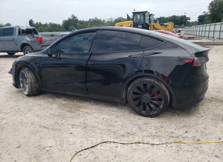 TESLA MODEL Y 2022 vin 7SAYGDEF2NF380781 from auto auction Copart