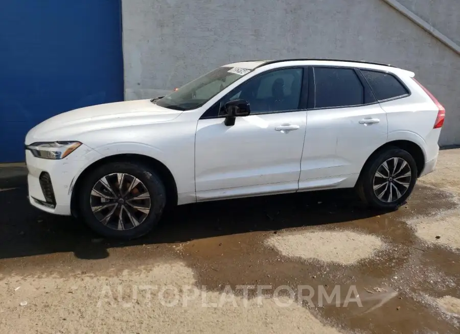 VOLVO XC60 PLUS 2024 vin YV4L12RL4R1885634 from auto auction Copart