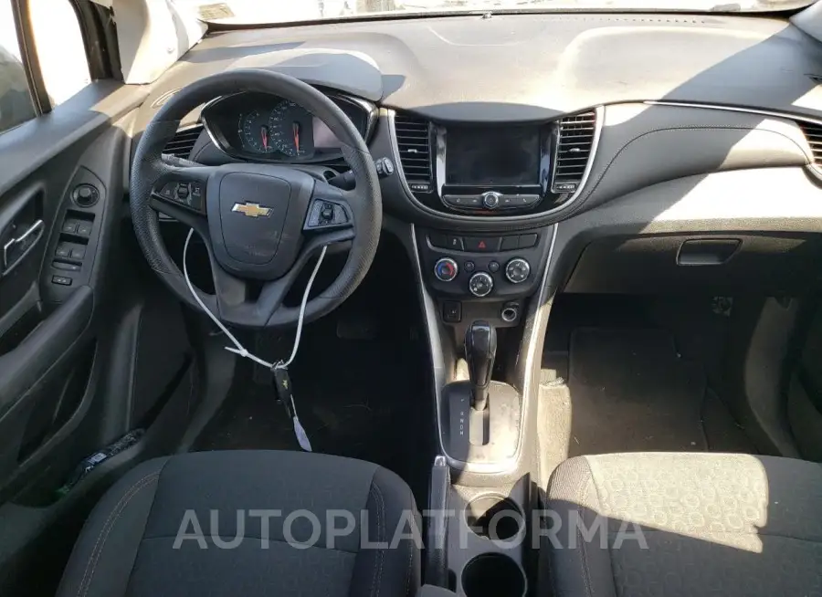 CHEVROLET TRAX LS 2020 vin 3GNCJKSB5LL274202 from auto auction Copart