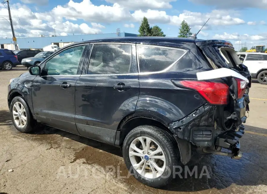 FORD ESCAPE SE 2019 vin 1FMCU9GD9KUB24452 from auto auction Copart