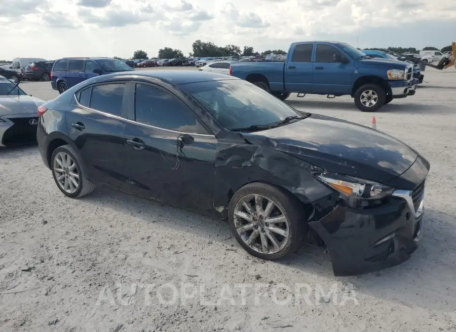 MAZDA 3 TOURING 2017 vin 3MZBN1V7XHM100490 from auto auction Copart