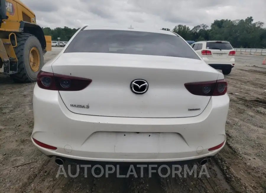 MAZDA 3 PREFERRE 2019 vin 3MZBPADL2KM105764 from auto auction Copart