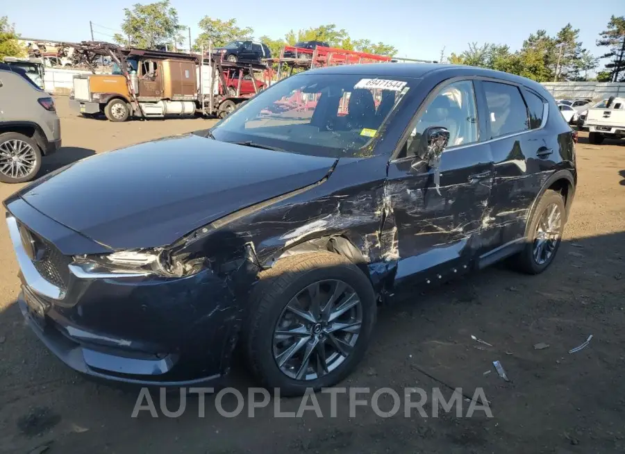 MAZDA CX-5 SIGNA 2021 vin JM3KFBEY3M0479271 from auto auction Copart