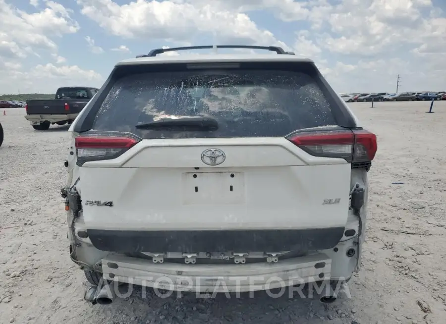 TOYOTA RAV4 XLE P 2020 vin 2T3C1RFVXLC033879 from auto auction Copart