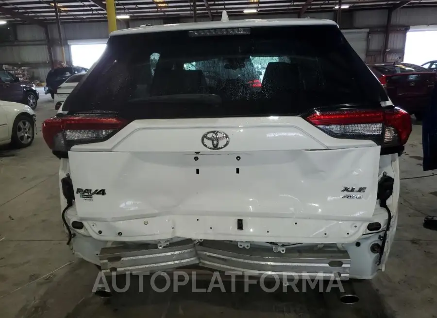 TOYOTA RAV4 XLE 2021 vin 2T3P1RFV3MW159647 from auto auction Copart