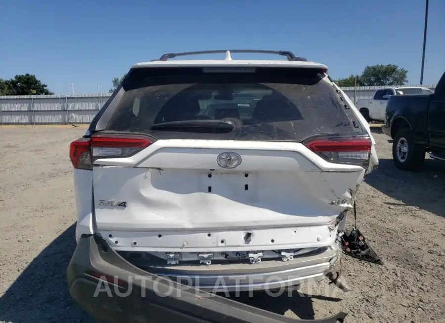 TOYOTA RAV4 XLE 2022 vin 2T3W1RFV3NC173367 from auto auction Copart