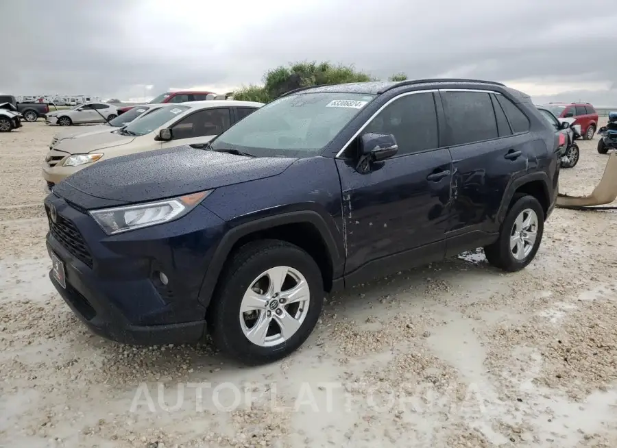 TOYOTA RAV4 XLE 2021 vin 2T3W1RFV8MW122444 from auto auction Copart