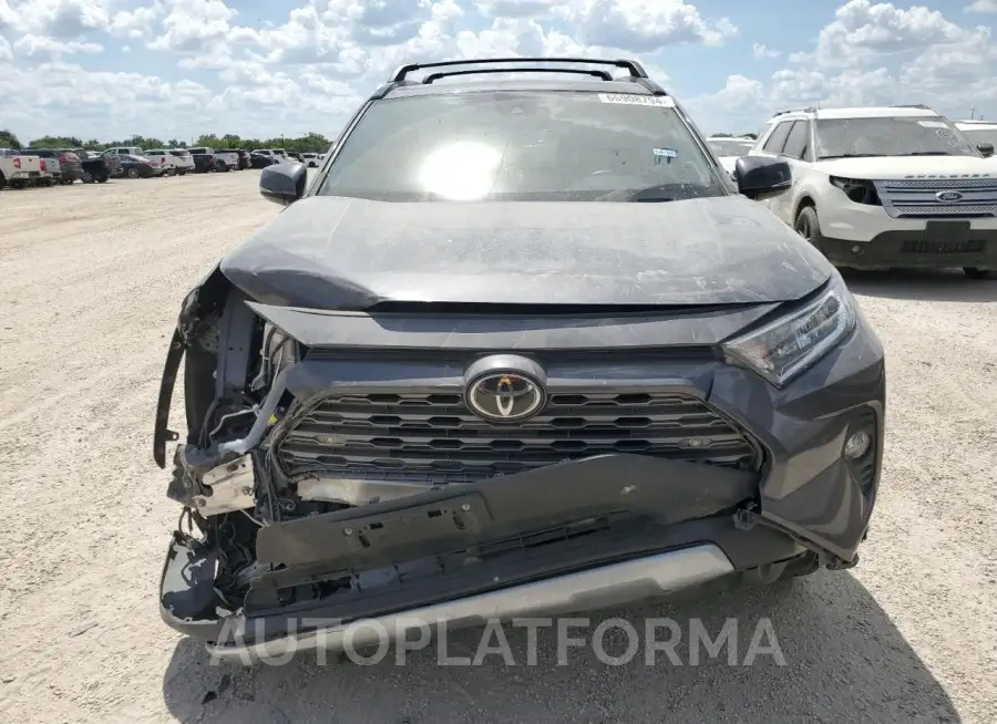 TOYOTA RAV4 LIMIT 2019 vin 2T3Y1RFV8KW012113 from auto auction Copart