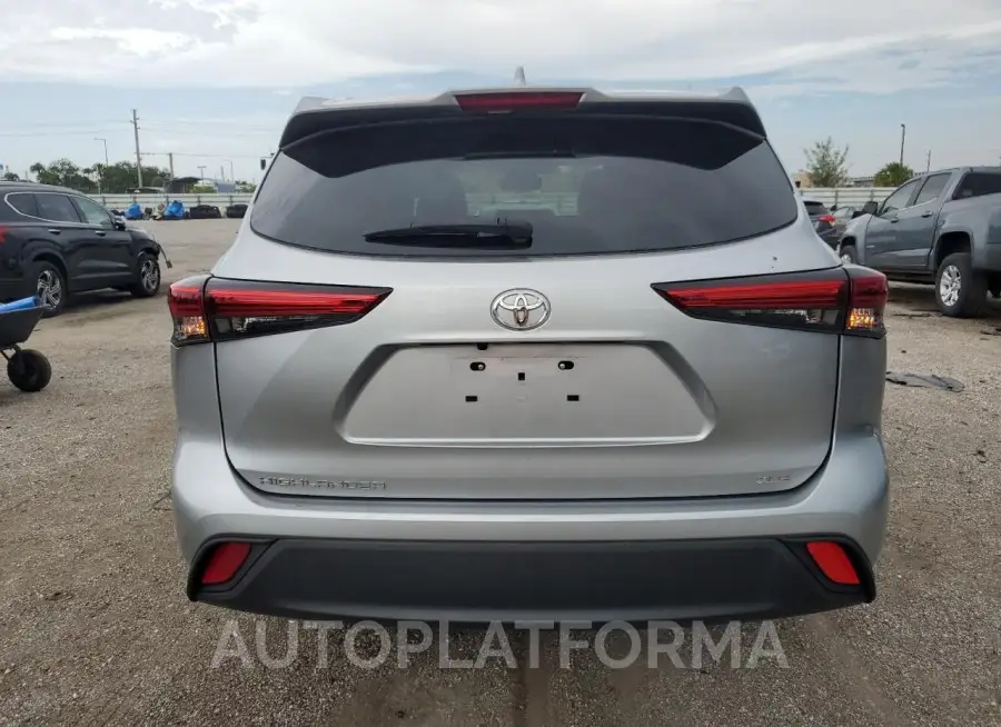 TOYOTA HIGHLANDER 2022 vin 5TDGZRAH5NS559321 from auto auction Copart