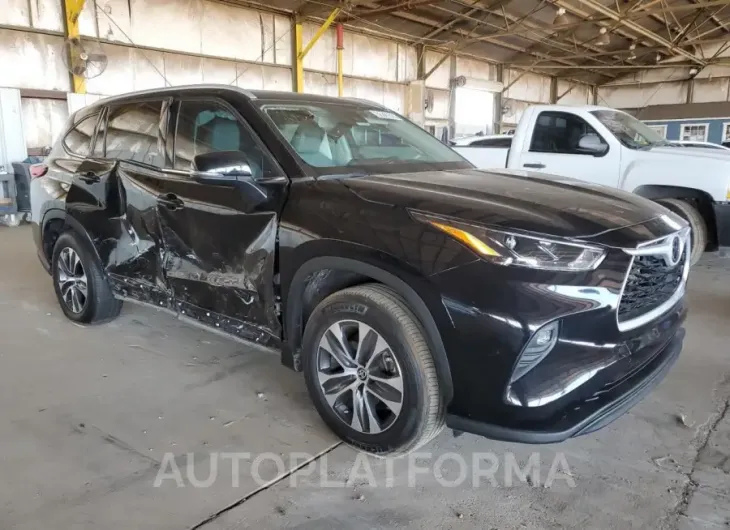 TOYOTA HIGHLANDER 2022 vin 5TDHZRAH0NS551101 from auto auction Copart