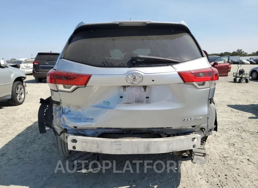 TOYOTA HIGHLANDER 2017 vin 5TDJZRFH1HS450471 from auto auction Copart