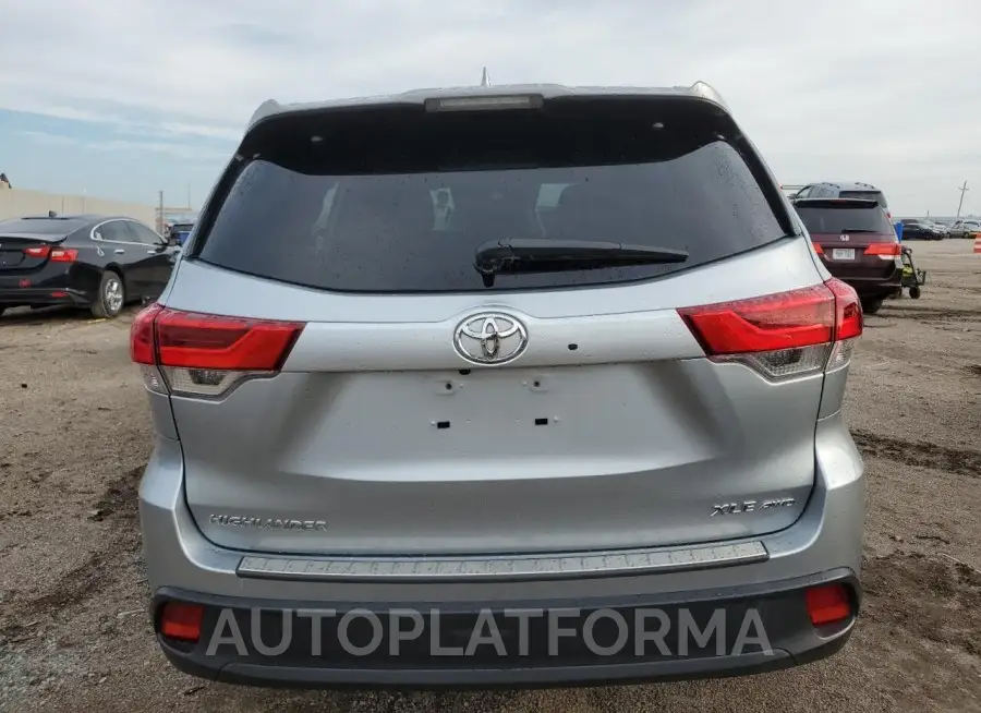 TOYOTA HIGHLANDER 2019 vin 5TDJZRFH1KS955496 from auto auction Copart