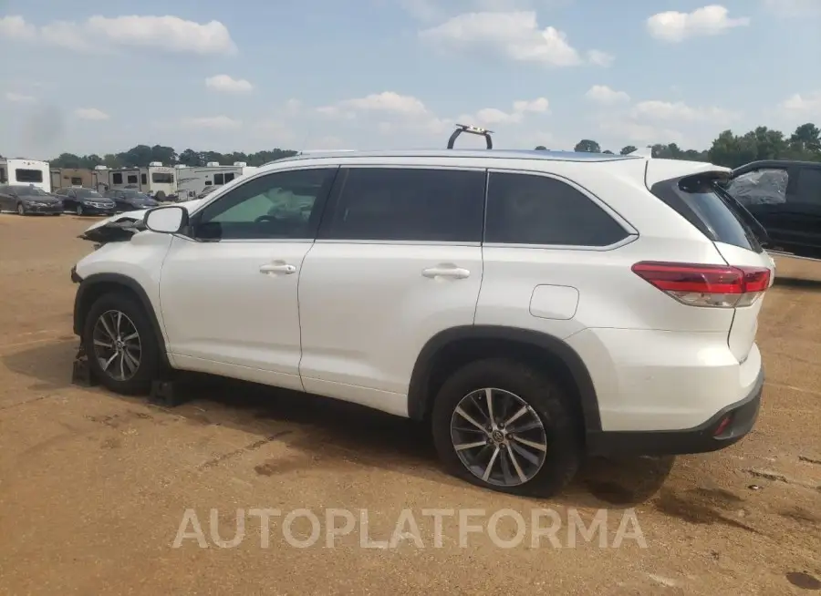 TOYOTA HIGHLANDER 2017 vin 5TDKZRFH7HS510693 from auto auction Copart