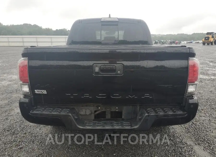 TOYOTA TACOMA DOU 2018 vin 5TFCZ5AN0JX149205 from auto auction Copart