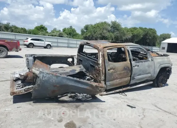 TOYOTA TACOMA DOU 2017 vin 5TFGZ5AN9HX068117 from auto auction Copart