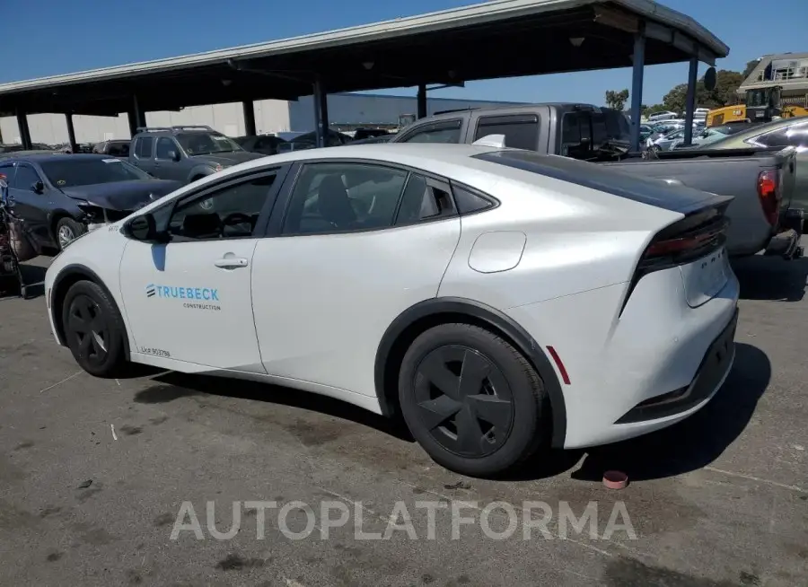 TOYOTA PRIUS LE 2024 vin JTDACAAU4R3016670 from auto auction Copart