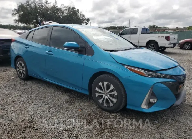 TOYOTA PRIUS PRIM 2022 vin JTDKAMFP8N3226570 from auto auction Copart