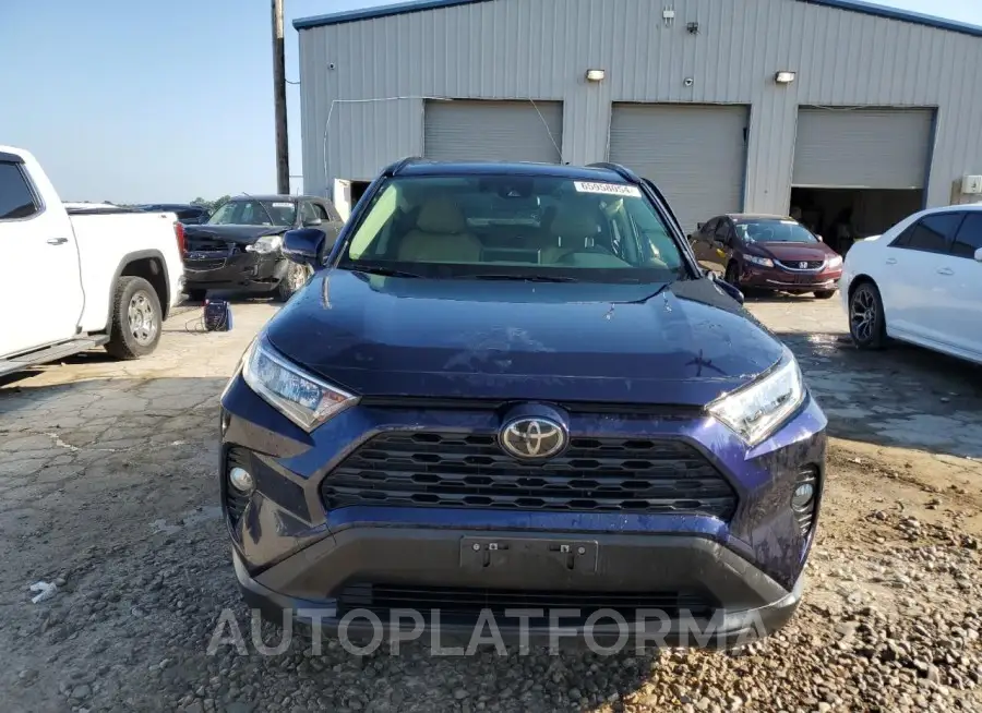 TOYOTA RAV4 XLE P 2020 vin JTMA1RFVXLD048403 from auto auction Copart