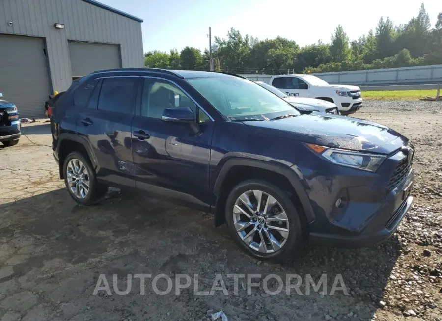 TOYOTA RAV4 XLE P 2020 vin JTMA1RFVXLD048403 from auto auction Copart