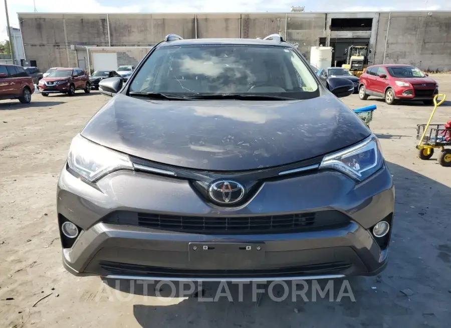 TOYOTA RAV4 LIMIT 2018 vin JTMDFREVXJJ727778 from auto auction Copart