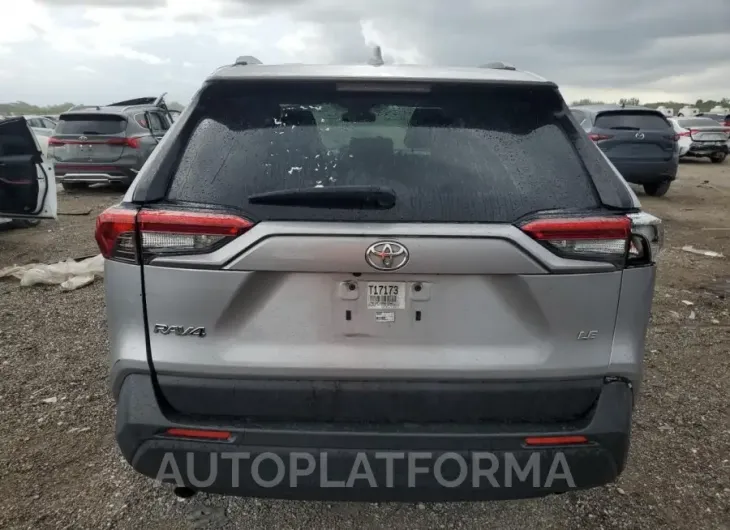 TOYOTA RAV4 LE 2019 vin JTMH1RFVXKD032585 from auto auction Copart