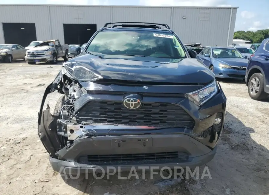 TOYOTA RAV4 XLE 2019 vin JTMP1RFVXKJ001253 from auto auction Copart