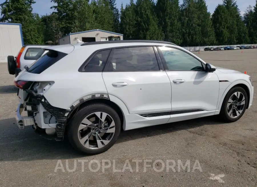 AUDI E-TRON PRE 2022 vin WA1AAAGE0NB044501 from auto auction Copart