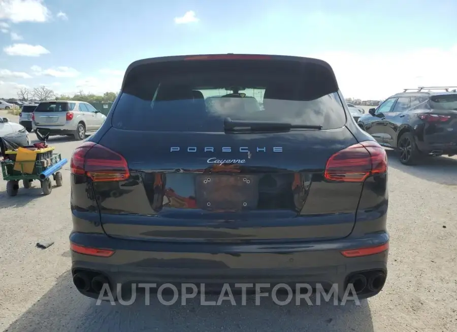 PORSCHE CAYENNE 2018 vin WP1AA2A27JKA04421 from auto auction Copart