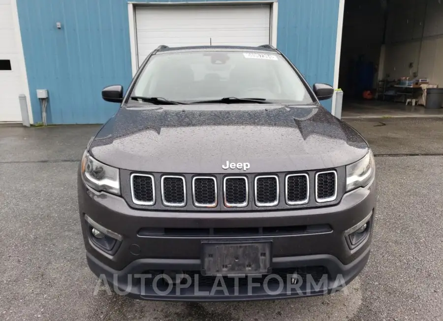 JEEP COMPASS LA 2017 vin 3C4NJDBB8HT628086 from auto auction Copart