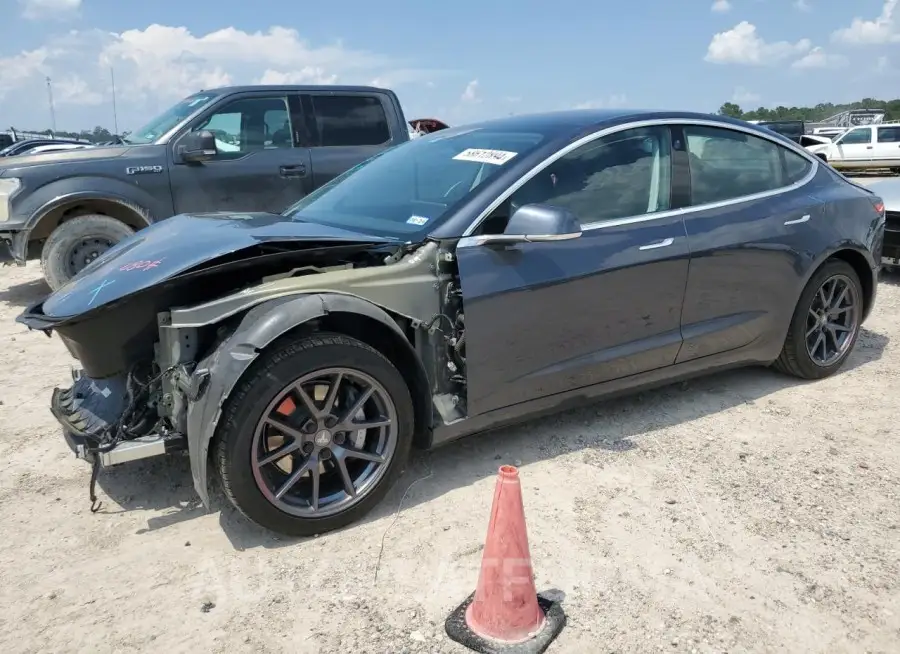 TESLA MODEL 3 2017 vin 5YJ3E1EAXHF000901 from auto auction Copart