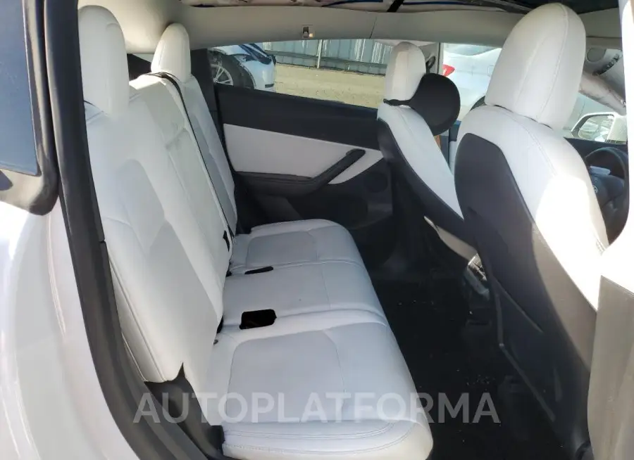 TESLA MODEL Y 2021 vin 5YJYGAEE0MF262987 from auto auction Copart