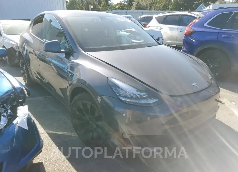 TESLA MODEL Y 2021 vin 5YJYGDEE0MF276809 from auto auction Copart