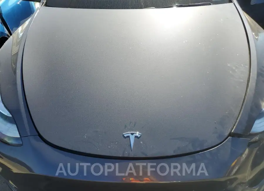 TESLA MODEL Y 2021 vin 5YJYGDEE0MF276809 from auto auction Copart