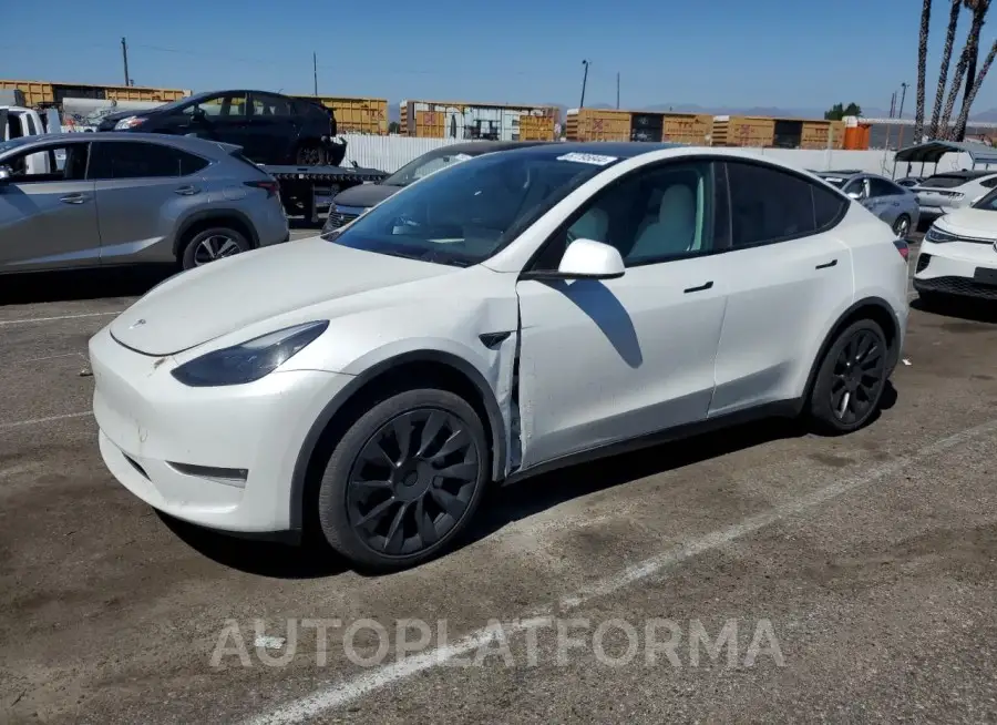 TESLA MODEL Y 2023 vin 7SAYGDEE5PF626796 from auto auction Copart