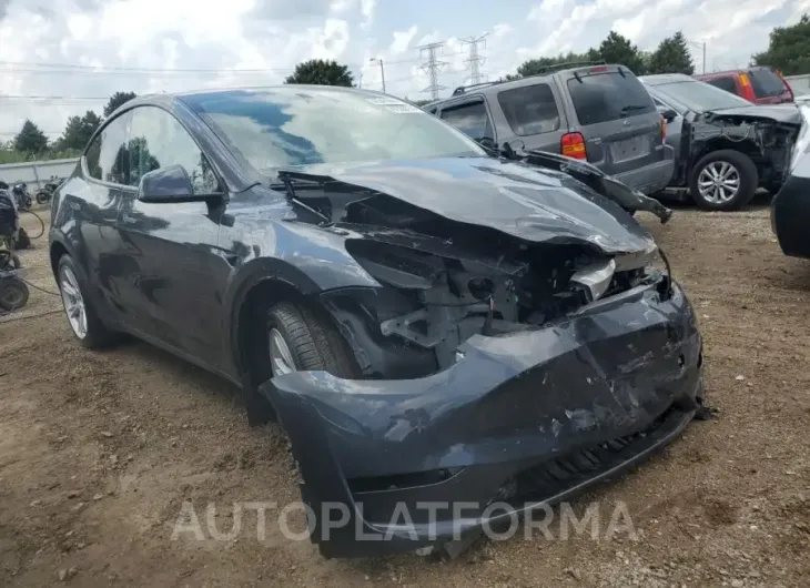 TESLA MODEL Y 2024 vin 7SAYGDEE7RA270965 from auto auction Copart