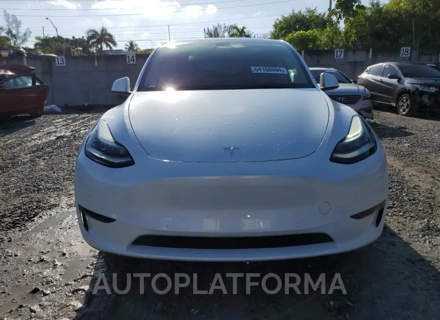 TESLA MODEL Y 2022 vin 7SAYGDEE8NA013937 from auto auction Copart