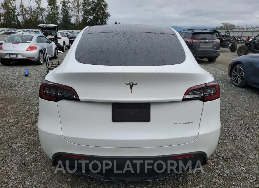 TESLA MODEL Y 2023 vin 7SAYGDEEXPF807215 from auto auction Copart