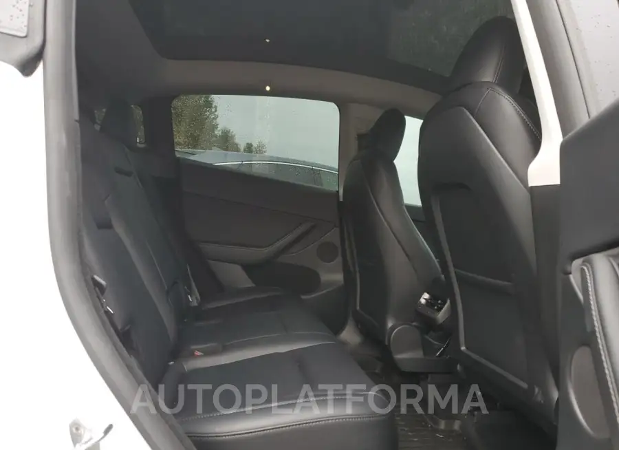 TESLA MODEL Y 2023 vin 7SAYGDEEXPF807215 from auto auction Copart