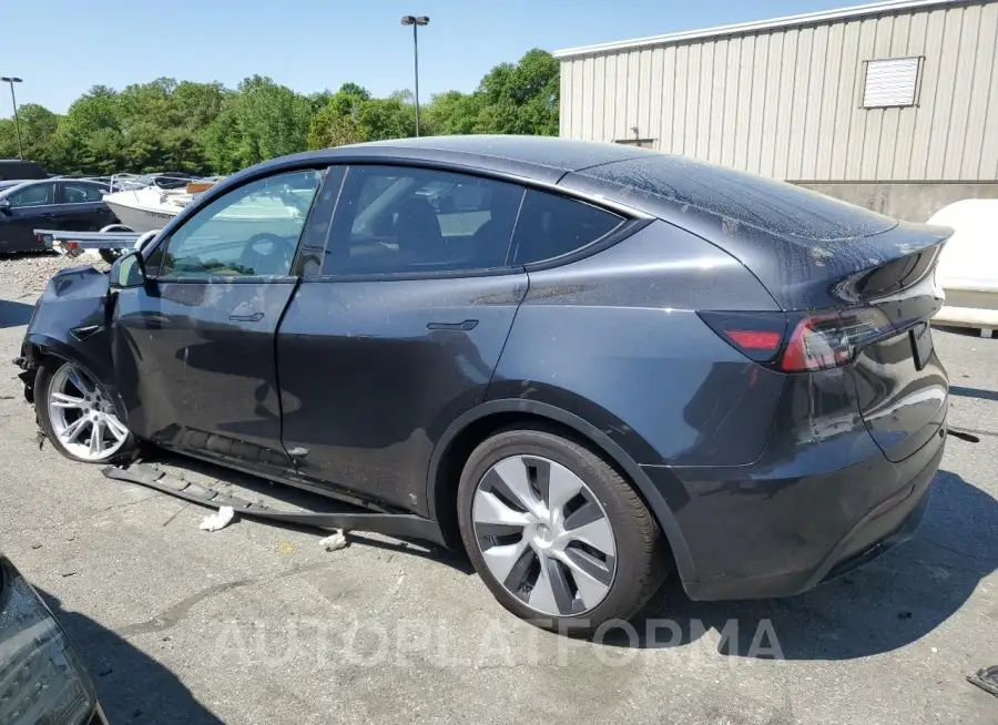 TESLA MODEL Y 2024 vin 7SAYGDEEXRF994829 from auto auction Copart