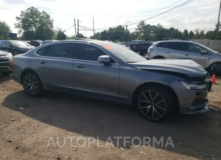 VOLVO S90 T6 MOM 2018 vin LVY992MK4JP006311 from auto auction Copart