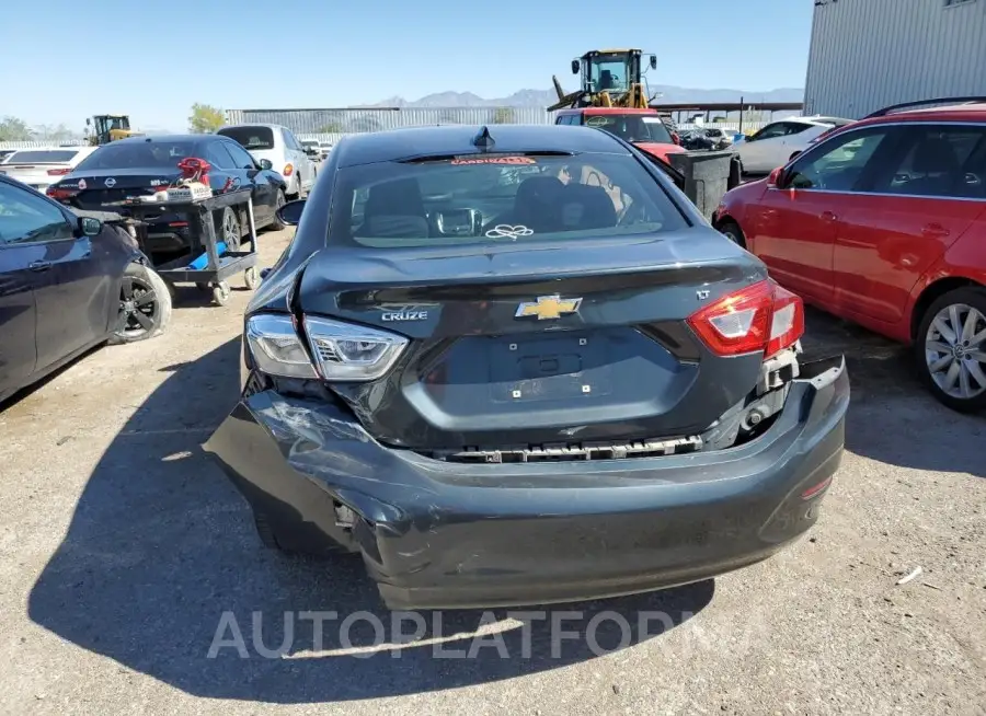 CHEVROLET CRUZE LT 2018 vin 1G1BE5SM1J7108927 from auto auction Copart