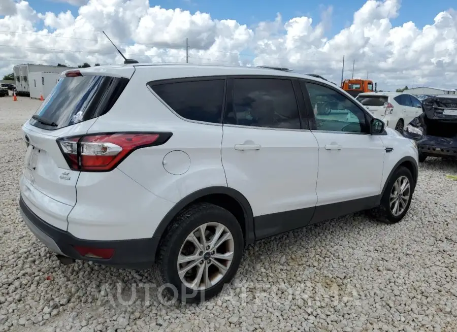 FORD ESCAPE SE 2017 vin 1FMCU0G94HUC56261 from auto auction Copart