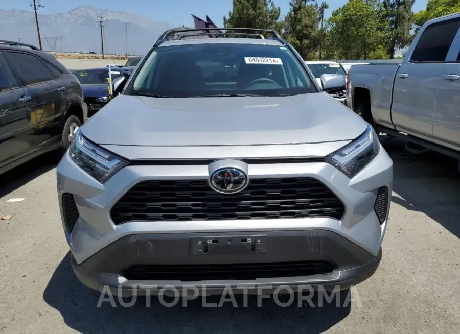 TOYOTA RAV4 XLE 2024 vin 2T3W1RFV0RC266837 from auto auction Copart