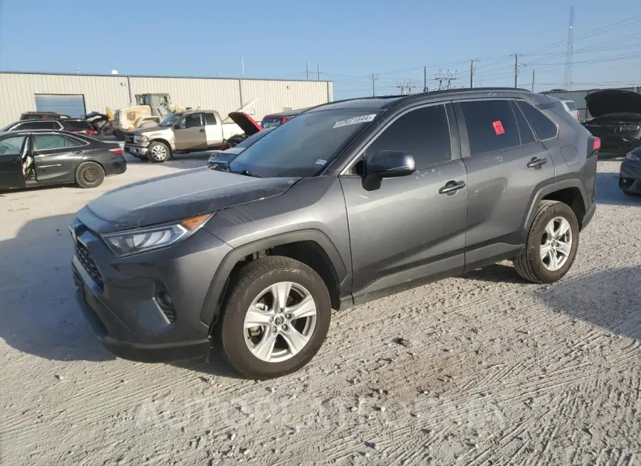 TOYOTA RAV4 XLE 2020 vin 2T3W1RFV9LW089825 from auto auction Copart