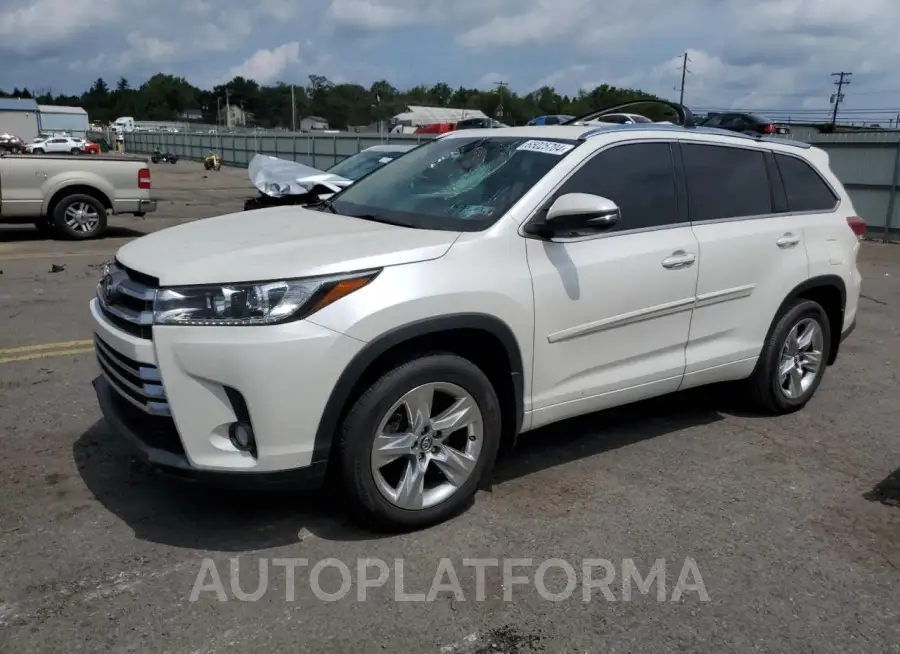 TOYOTA HIGHLANDER 2018 vin 5TDDZRFH8JS863944 from auto auction Copart